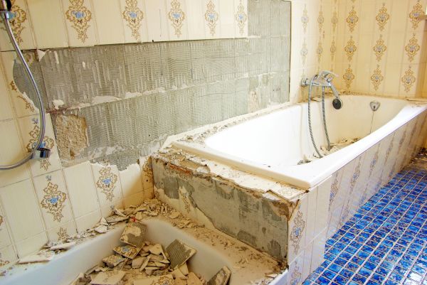 Bathtub Demolition in Kokomo
